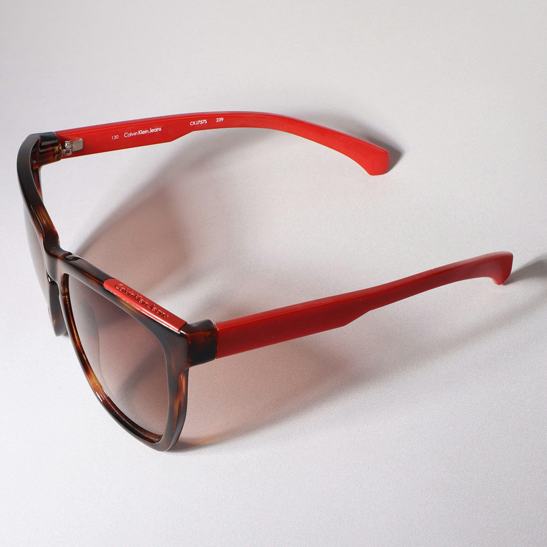 pexels fashionneedles 32677227